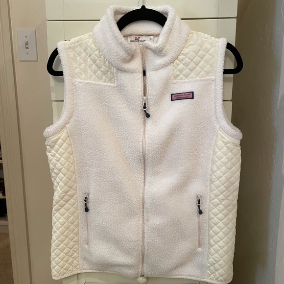 Vineyard Vines Vest - Picture 2 of 6